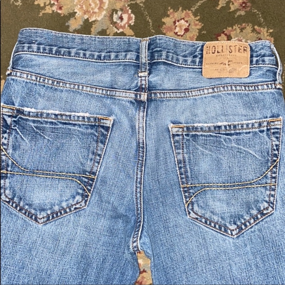 Hollister Bootcut Jeans - Picture 7 of 9